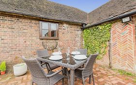Dyke Farm Barn Near Brighton By Huluki Sussex Stays